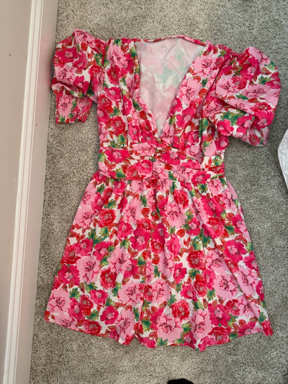 Pink Floral V-Neck Puff Sleeve Dress